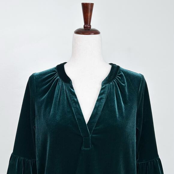 Boden Green Velvet V-Notch Neckline Bell Sleeve Blouse NWT - Picture 4 of 11